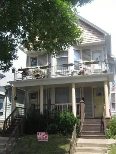 Main picture of 2432 S Burrell St