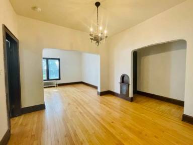 Main picture of 303 N Quincy St