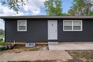 Main picture of 4119 NE Winn Rd