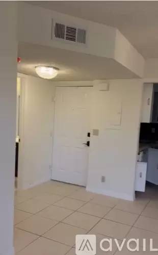 Main picture of 1562 SE Royal Green Cir
