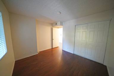Main picture of 26854 Claudette St
