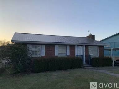 Main picture of 119 Lewis Ave