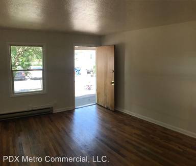 Main picture of 7550 SE Flavel St