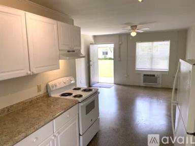 Main picture of 2806 Evergreen Rd