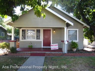 Main picture of 148 S Clark St