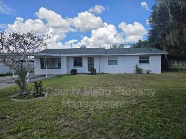 Main picture of 205 Avenue U NW
