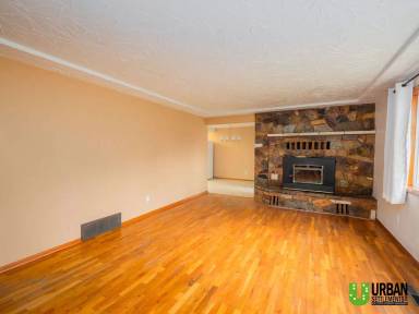 Main picture of 2814 E Garden Ave