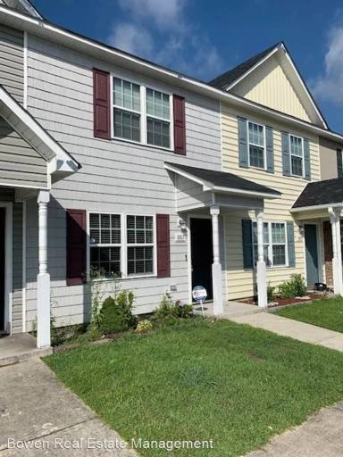 Main picture of 1003 Grandeur Ave