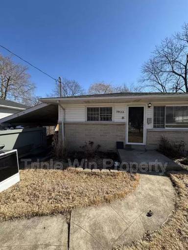 Main picture of 7932 La Belle St