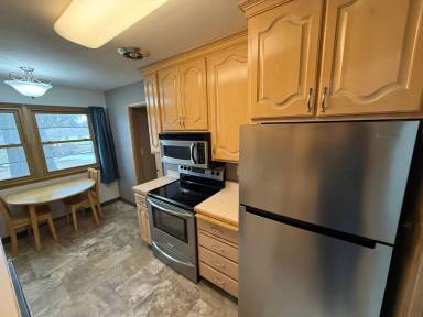 Main picture of 1400 S Riverdale Rd