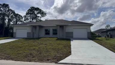 Main picture of 5057 Locke Ln