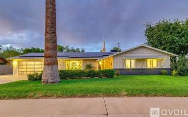 Main picture of 318 W Diana Ave