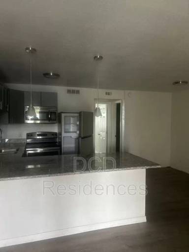 Main picture of 514 S Betty Ln