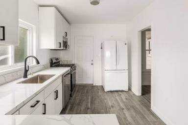 Main picture of 2084 Kearney Ave