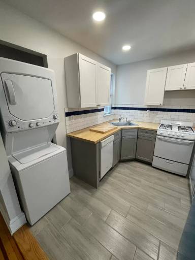 Main picture of 266 S 46th St
