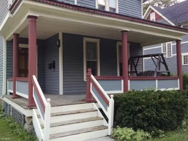 Main picture of 306 Douglas Ave