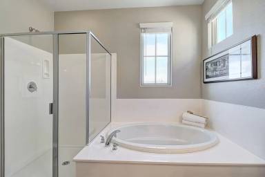 Main picture of 761 W Winchester Dr