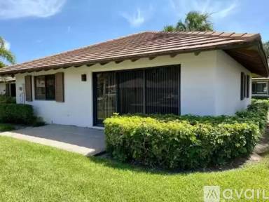 Main picture of 708 Club Dr