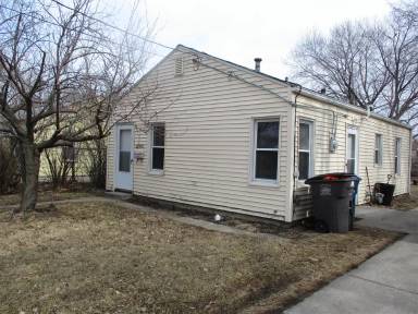 Main picture of 1901 Searle St