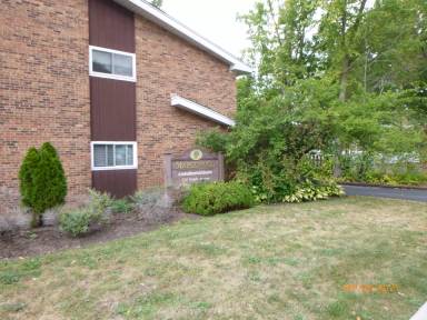 Main picture of 720 Maple Ave