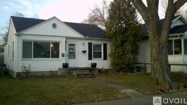 Main picture of 709 Saint Charles Ct