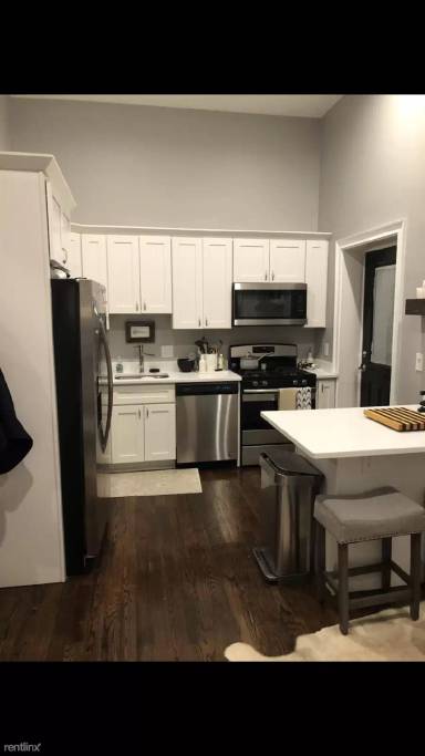 Main picture of 142-50 W 4th St