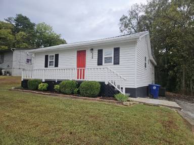 Main picture of 320 W Midvale Ave