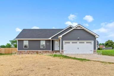 Main picture of 3800 Roscommon Way