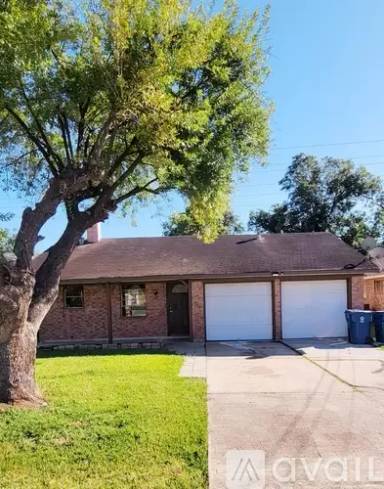 Main picture of 910 Avenue N