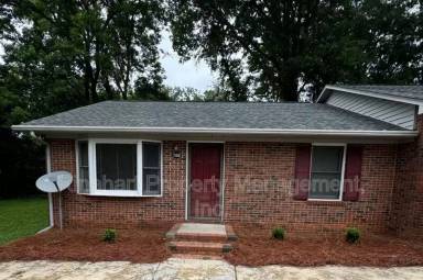 Main picture of 1150 McKinnon Dr