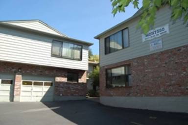 Main picture of 1601 SE Main St