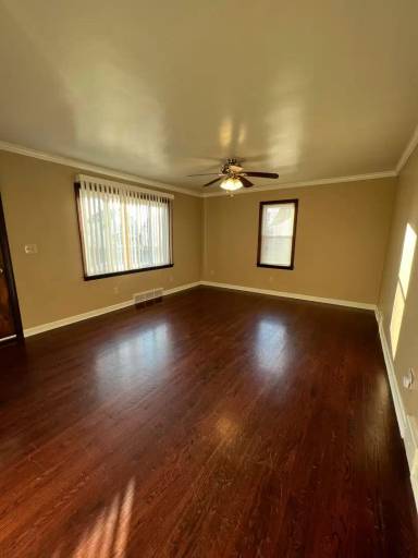 Main picture of 306 E Liberty St