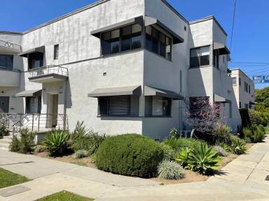 Main picture of 1000 W Edgeware Rd