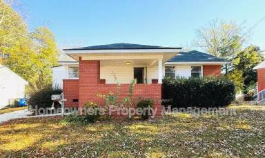 Main picture of 463 McRae Dr