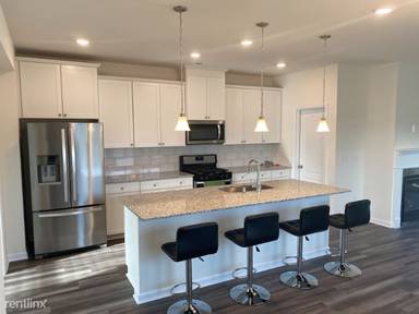 Main picture of 4037 Mahal Ave