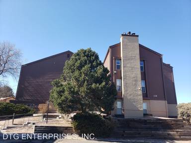 Main picture of 128 W Rockrimmon Blvd