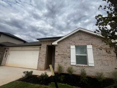 Main picture of 2765 Alice Way