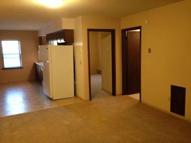 Main picture of 220 3rd St NW