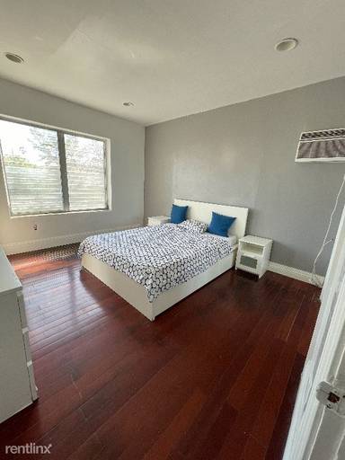 Main picture of 1026 Euclid Ave