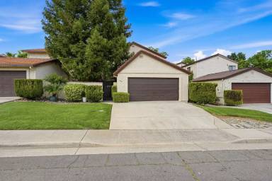 Main picture of 850 Tanglewood Dr