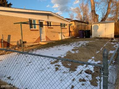 Main picture of 564 S Utica St