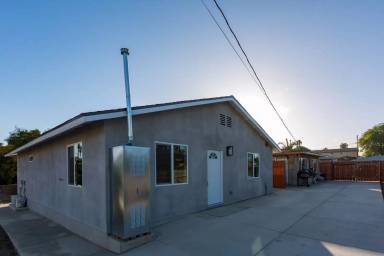 Main picture of 837 Paraiso Ave