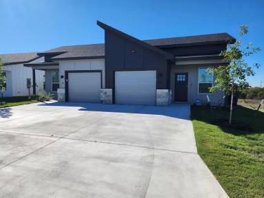 Main picture of 314 Dolphin Dr