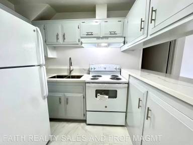 Main picture of 25201 Loytan St