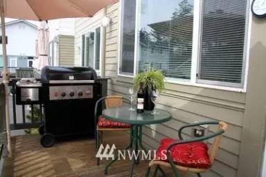 Main picture of 12207 NE 109th Pl