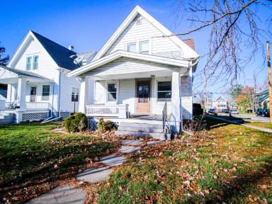 Main picture of 1740 7th Ave SE