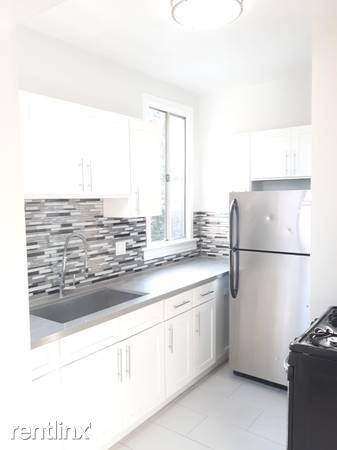 Main picture of 511 S Rampart Blvd