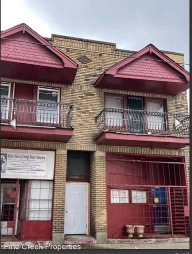 Main picture of 12526 Union Ave