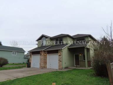 Main picture of 435 Helen St