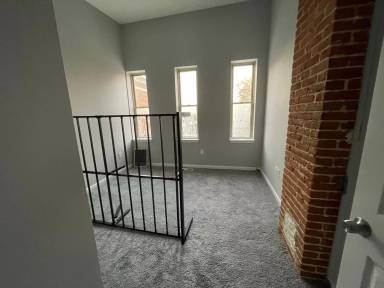 Main picture of 2533 Woodbrook Ave